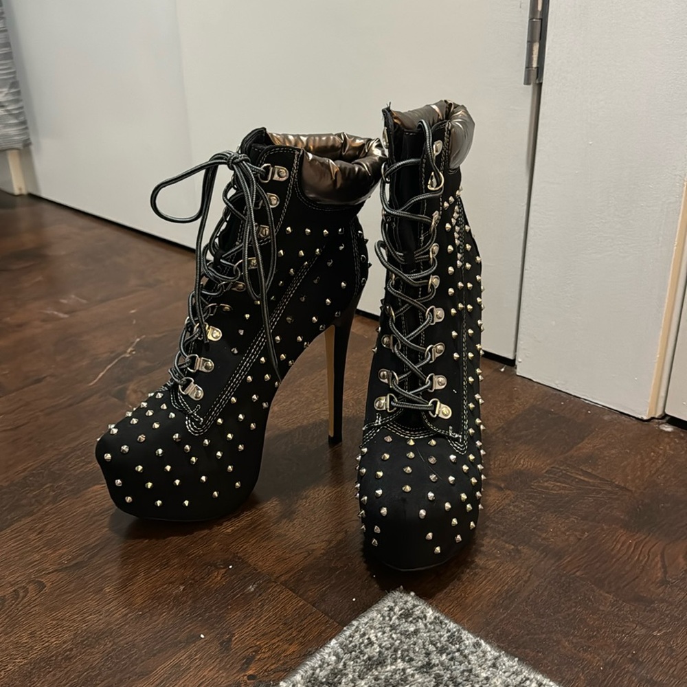 6” heels